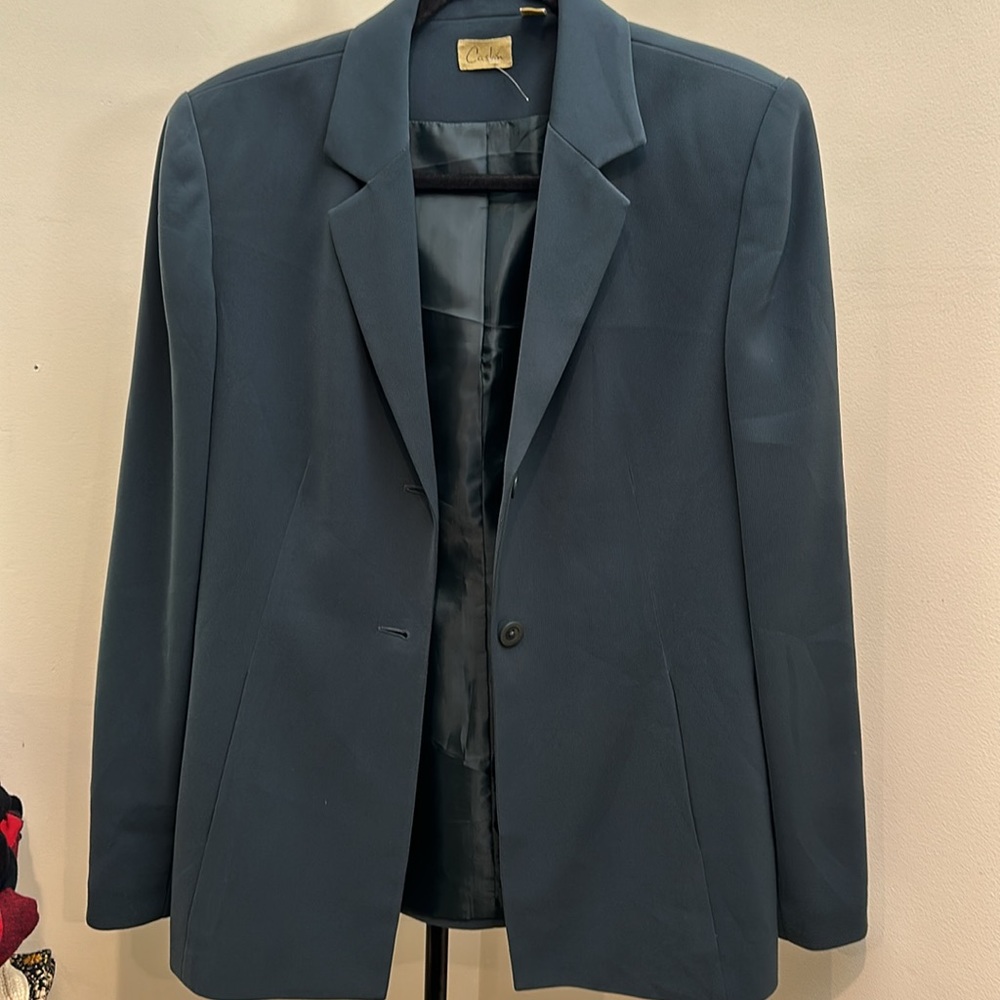Suit 2 set - Picture 5 of 8